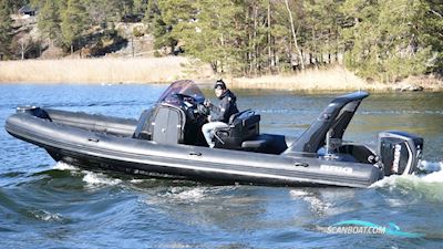 BRIG EAGLE 780 OVERNIGHTER Motorbåt 2016, med Evinrude  motor, Sverige