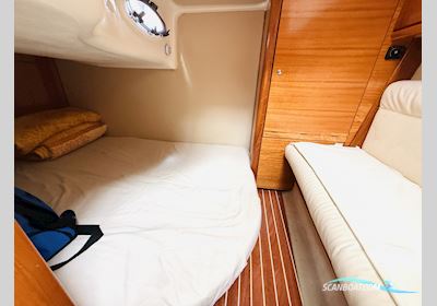 Bavaria 30 HT Motorbåt 2008, med Volvo Penta 4,3 l GXI motor, Tyskland
