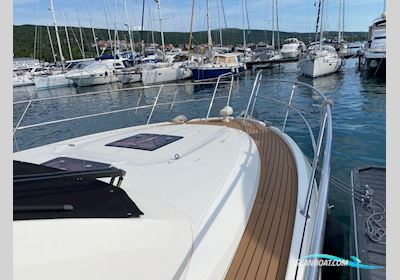 Bavaria 35 HT Motorbåt 2013, med Mercruiser VW Tgi 3.0 motor, Slovenien