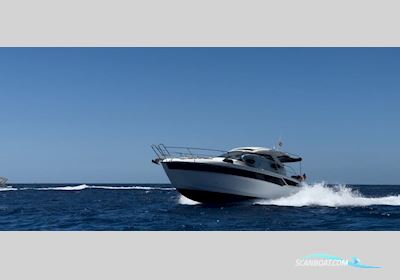 Bavaria 360 Sport HT Motorbåt 2016, med Volvo Penta D3-220 motor, Spanien