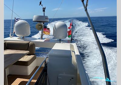 Bavaria 420 VIRTESS FLY Motorbåt 2013, med VOLVO PENTA D4-400 EVC motor, Grekland