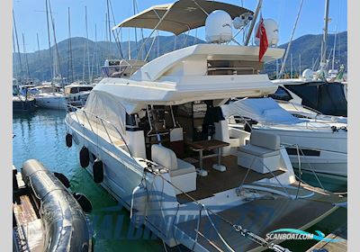 Bavaria 420 Virtess Motorbåt 2014, med Volvo Penta IPS500 motor, Italien