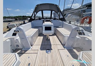 Bavaria C38 Motorbåt 2026, med Yanmar motor, England