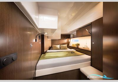 Bavaria C57 Motorbåt 2025, med Yanmar motor, Tyskland