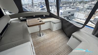 Bavaria E40 Sedan Motorbåt 2016, med Volvo Penta motor, England