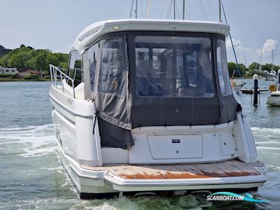 Bavaria R40 Motorbåt 2021, med Volvo Penta motor, England