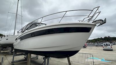 Bavaria S30 Motorbåt 2022, med Mercruiser motor, England