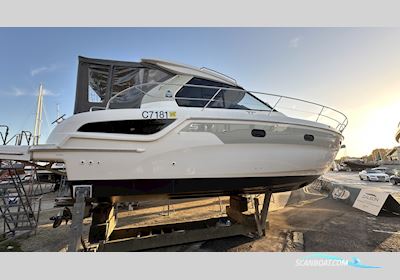 Bavaria S33HT Motorbåt 2021, med Volvo Penta motor, England