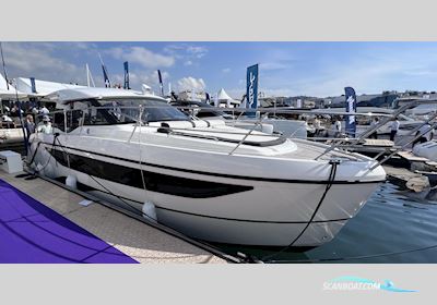 Bavaria SR 35 HT - Diesel - Model 2026 Motorbåt 2025, med Volvo Penta D4-300 Evc Aquamatic motor, Kroatien