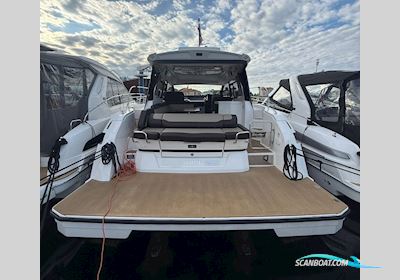 Bavaria SR 36 HT - 2022 Motorbåt 2022, med VOLVO PENTA D4-300 AQUAMATIC motor, Kroatien