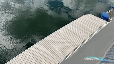 Bavaria SR36 Motorbåt 2022, med Volvo Penta motor, England