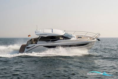 Bavaria SR38HT Messe Motorbåt 2023, med Volvo Penta D4-300 motor, Danmark