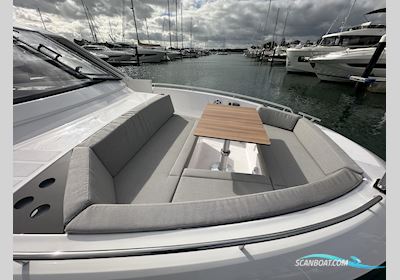Bavaria Vida 33 Hard Top - Palma Boat Show Discount Motorbåt 2026, med Suzuki motor, Spanien