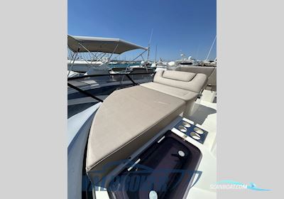 Bavaria Virtess 420 Fly Motorbåt 2018, med Volvo Penta D6 370 EVC motor, Kroatien