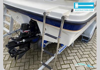 Bayliner 185 Motorbåt 2004, med Mercruiser motor, Holland