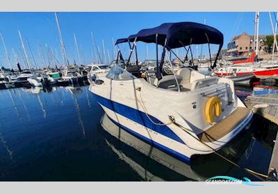 Bayliner 265 Motorbåt 2003, med Volvo Kad 32 motor, England