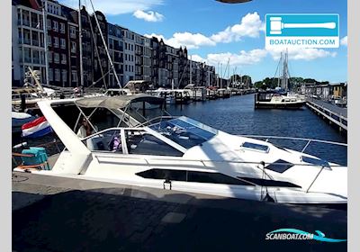 Bayliner 2655 wide body Motorbåt 1989, med Mercruiser motor, Holland