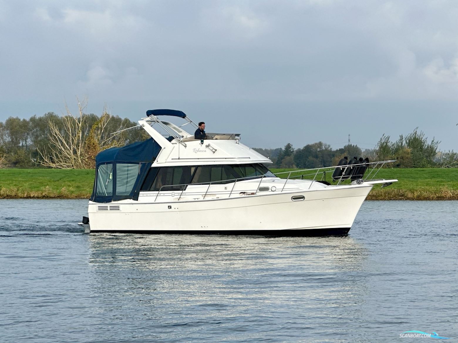 Bayliner 3288 Motorbåt 1994, Holland