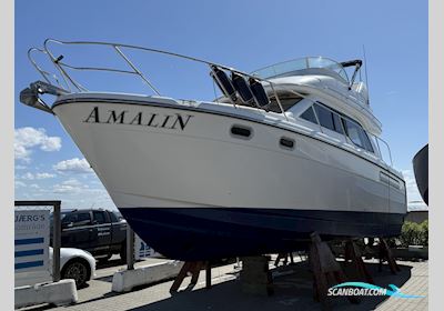 Bayliner 3488 Command Bridge Motorbåt 2002, med Cummins motor, Danmark
