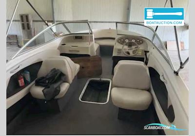 Bayliner Bowrider Motorbåt 2000, med Mercruiser motor, Belgien