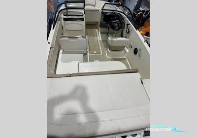 Bayliner VR 5 Bowrider - 4,5 V6 200 PS Motorbåt 2016, med Mercruiser 4,5 Mpi V6 motor, Austria