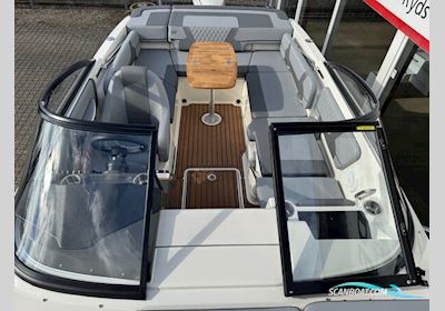 Bayliner VR6 Cuddy Med F250 Mercury Verado AM DS XL V8 CF Motorbåt 2025, med Mercury motor, Danmark