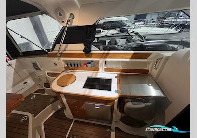 Begagnad Aquador 27 HT -14 (PS) Motorbåt 2014, med Mercruiser V6-260 hk motor, Sverige