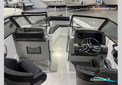 Begagnad Finnmaster Husky R8 - 16 Motorbåt 2016, med Yamaha 300 hk motor, Sverige