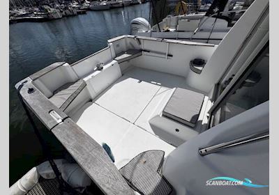 Beneteau Antares 710 Motorbåt 2005, med Nanni 4 380 Tdi motor, England