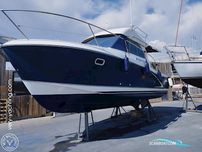 Beneteau Antares Serie 9 Motorbåt 2005, med Volvo Penta Tamd 43TD motor, Frankrike