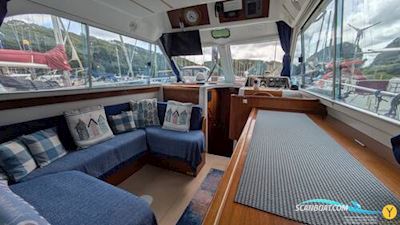 Beneteau Antares Serie 9 Motorbåt 2004, med Volvo Penta KAMD43P motor, England