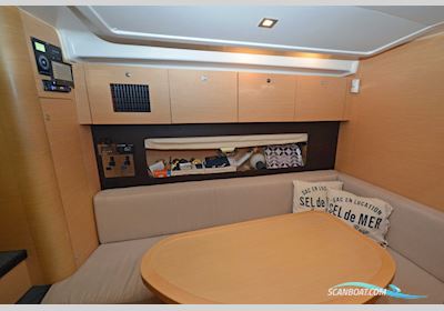 Beneteau Monte Carlo 37 Motorbåt 2009, med Volvo Penta  motor, Sverige