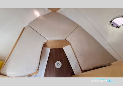 Beneteau Rubis 750 Flyer Sun Deck Motorbåt 2013, med Suzuki  DF300 motor, England