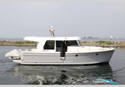 Beneteau Swift Trawler 34 S Motorbåt 2015, med Cummins® motor, Holland