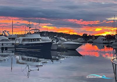 Beneteau Swift Trawler 42 Motorbåt 2007, med Volvo Penta motor, Sverige