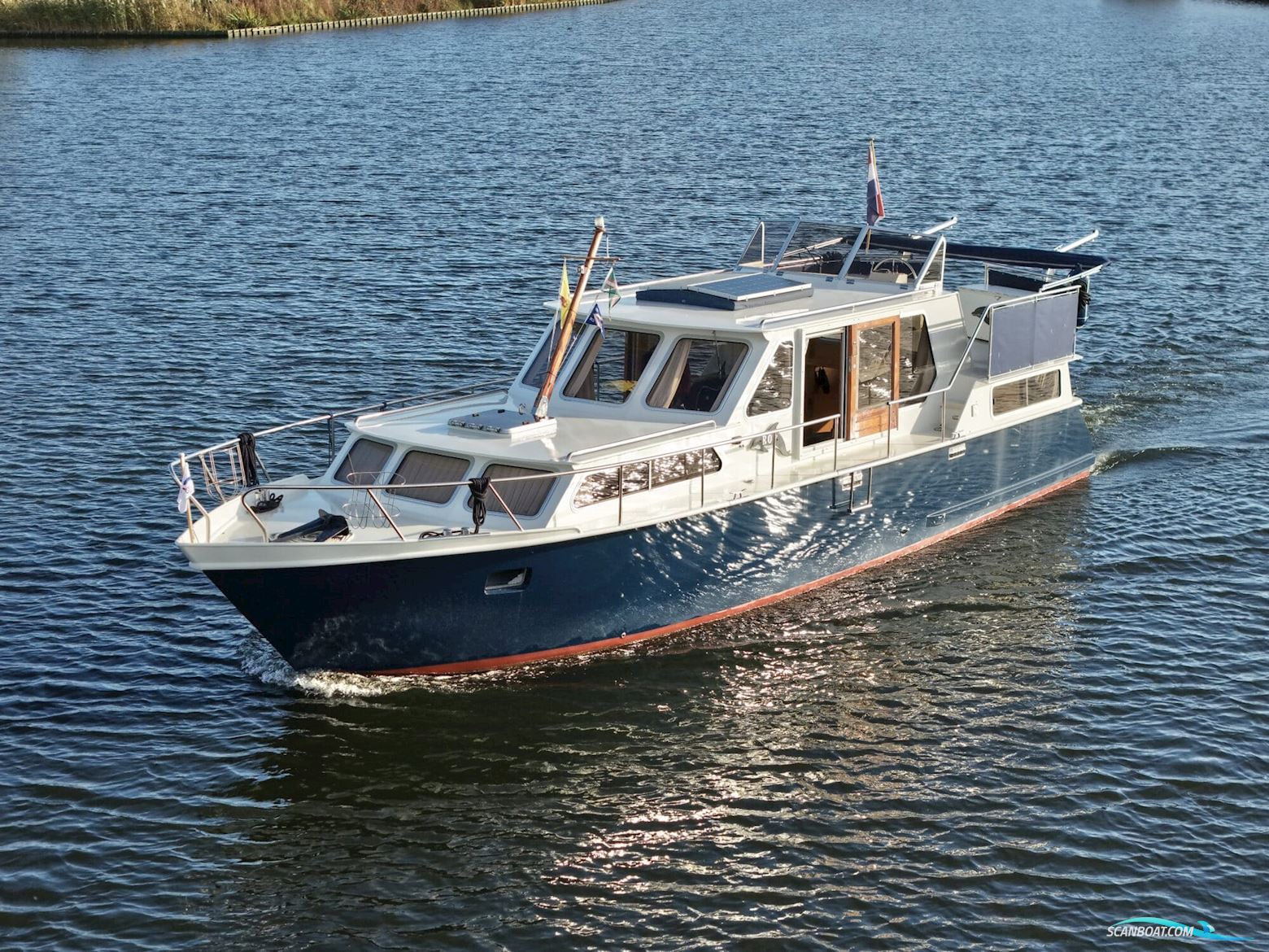 Blauwe Hand Kruiser 11.80 AK Motorbåt 1982, med DAF motor, Holland