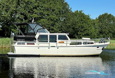 Boarnkruiser 1050 Refit Motorbåt 1977, med Lister-Petter motor, Holland