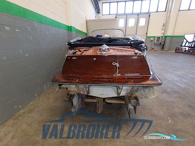 Boesch 580 Acapulco De Luxe Motorbåt 1977, med Crusader V8 5.7 L motor, Italien