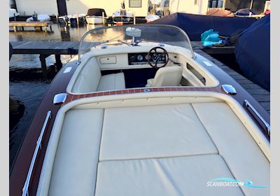 Boesch 590 Acapulco de Luxe Motorbåt 1986, med Boesch Marine motor, Holland