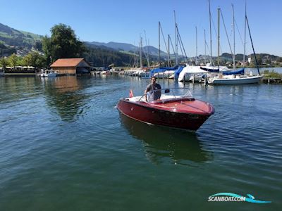 Boesch 750 Portofino De Luxe Motorbåt 2016, med Mercruiser motor, Holland
