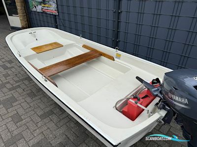 Boston Whaler 11 ft Motorbåt 1981, med Yamaha motor, Holland