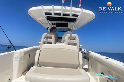 Boston Whaler 330 Outrage Motorbåt 2023, med Mercury motor, Kroatien