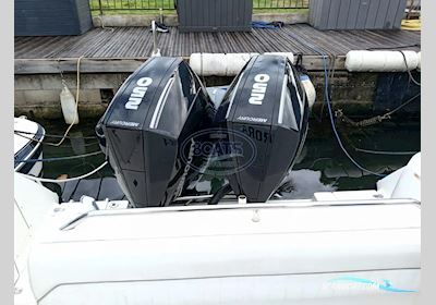 Boston Wheeler Outrage 28 Motorbåt 2000, med Mercury motor, Frankrike