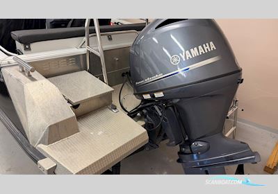 Buster XL Motorbåt 2017, med Yamaha motor, Sverige