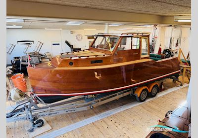 “CAOBA” – unik Hemingway-inspireret mahognibåd med moderne konstruktion Motorbåt 2018, med Mercury 150 HK EFI motor, Danmark