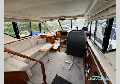 Carver 28 Flybridge Motorbåt 1992, med Mercedes motor, Holland