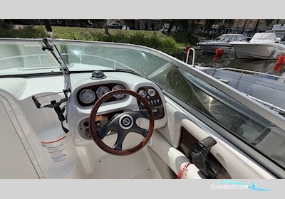 Chaparral 215 Ssi Motorbåt 2007, med Volvo Penta motor, Sverige
