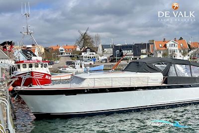 Chris-Craft Roamer Express Deluxe Motorbåt 1961, med Mercruiser motor, Sverige