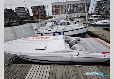 Cigarette R.T. Bullet 31 Motorbåt 1988, med Mercruiser 383 MAG STROKER motor, Tyskland