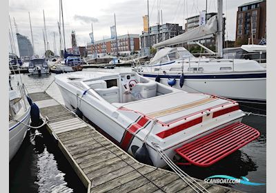 Cigarette R.T. Bullet 31 Motorbåt 1988, med Mercruiser 383 MAG STROKER motor, Tyskland